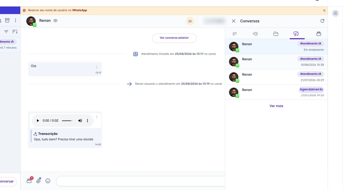 Painel de conversas anteriores do contato, com etiqueta da equipe e data de cada atendimento